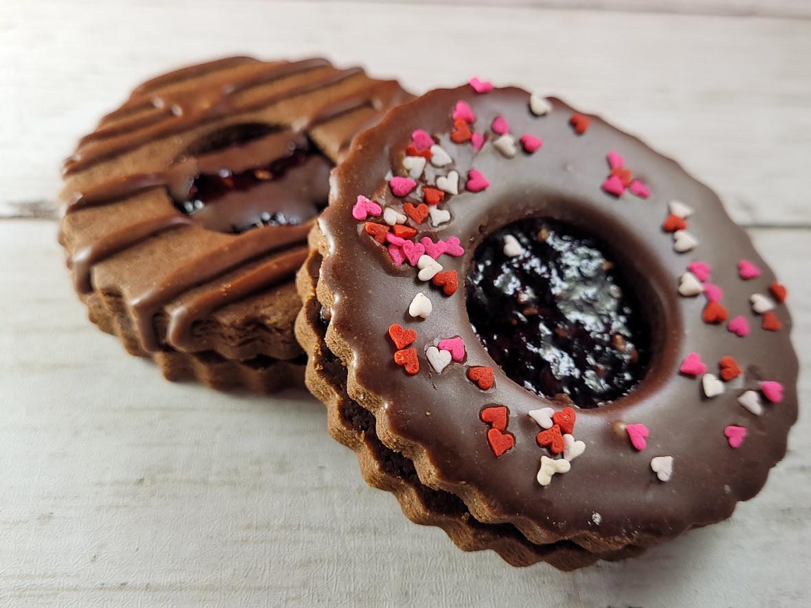 chocolate sugar cookie sandwiches